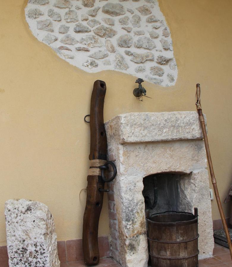 Il Pagliarello Di Villa San Giovanni San Demetrio ne' Vestini Εξωτερικό φωτογραφία